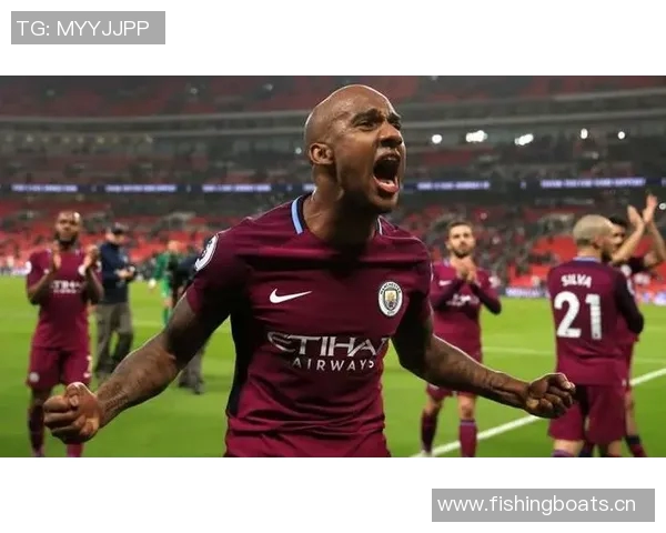 德尔夫怀念曼城队友称B席为队宠D席是最强搭档