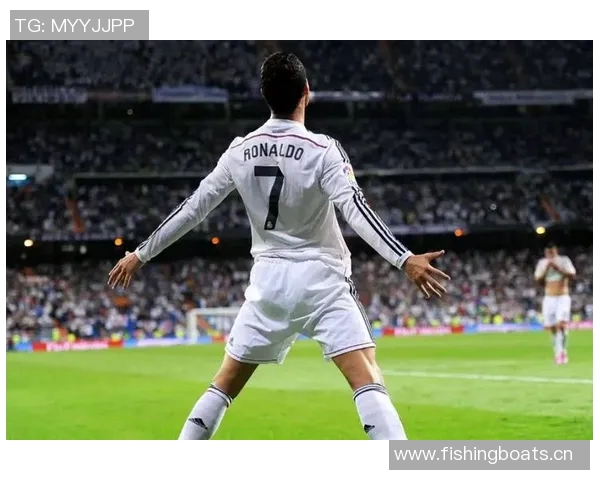 卡尔德隆回顾C罗加盟皇马背后的动机与梅西的相互成就关系