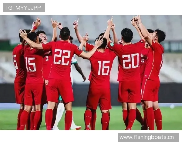 U22国足主帅安东尼奥亲临现场考察海牛与三镇的精彩对决 U22国足主帅安东尼奥亲临现场考察海牛与三镇的精彩对决