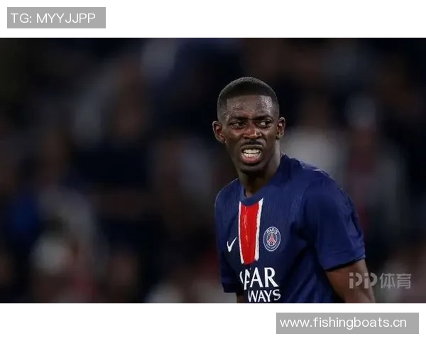 登贝莱伤情未愈仍坚持参加巴黎训练展现斗志