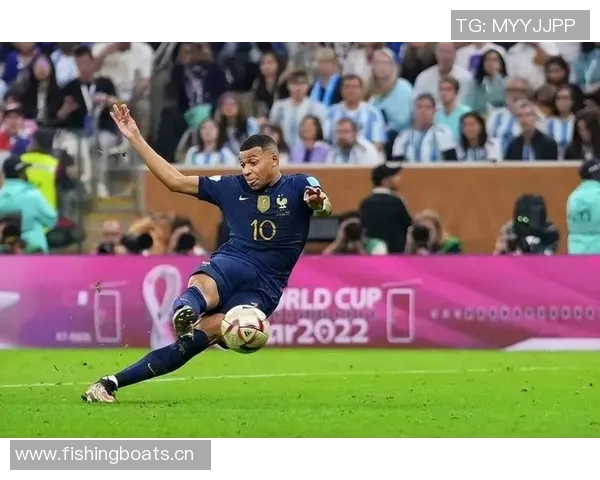 托万重返法国队感慨万千六年后入选让他倍感骄傲