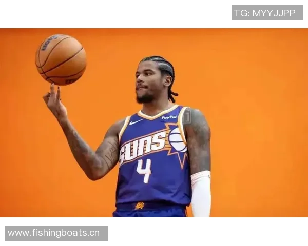 布克表达对杰伦格林复出的期待赞扬其努力与坚持