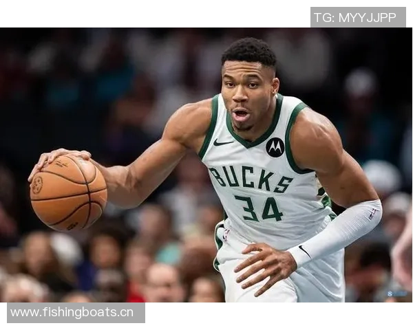 字母哥本赛季出战697分钟狂砍700分展现狠劲实力 字母哥本赛季出战697分钟狂砍700分展现狠劲实力