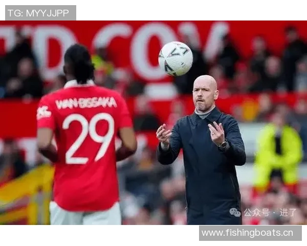 BBC分析科林斯红牌误判与滕哈赫前德里赫特送点事件惊人相似 BBC分析科林斯红牌误判与滕哈赫前德里赫特送点事件惊人相似